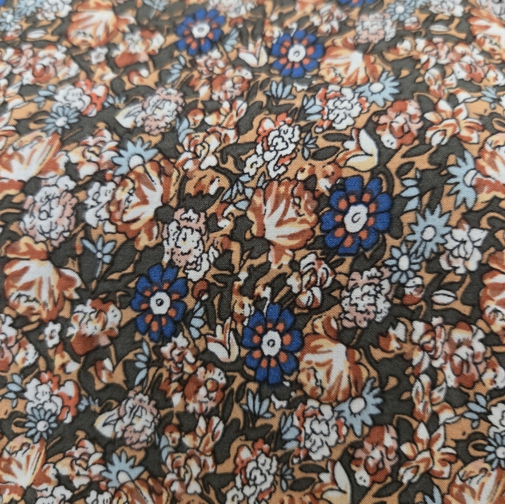 RACHEL Floral Ruffle Blouse - Picture 9 of 9